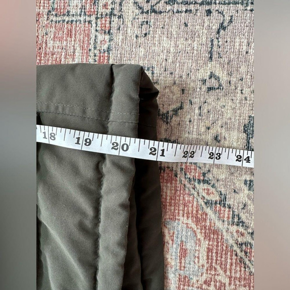 Levi’s Water Repellent Parka Jacket Faux Fur Trim Hood Small - Picture 9 of 11